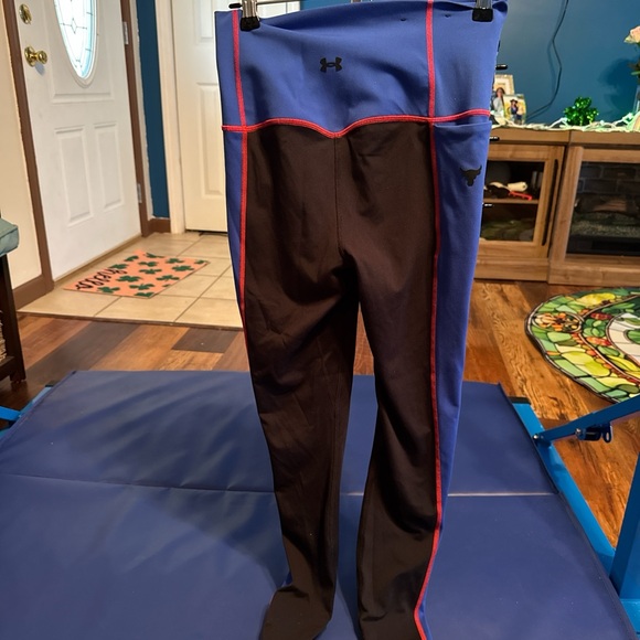 Under Armour Project Rock Blue & Black Leggings with Red Accents - Picture 3 of 4